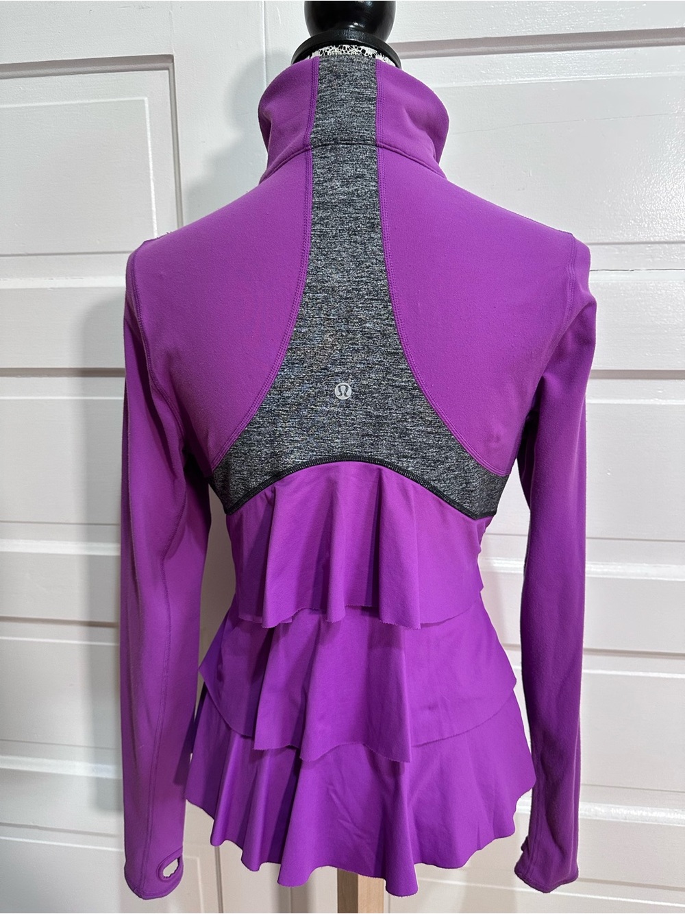RARE Lululemon Yogi Dance Jacket 8 Purple Ruffles Flattering Define $128